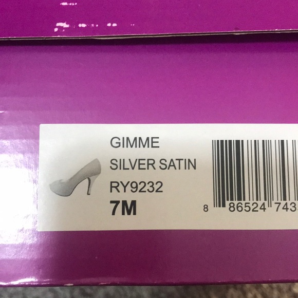 Shoes - Picture 5 of 5